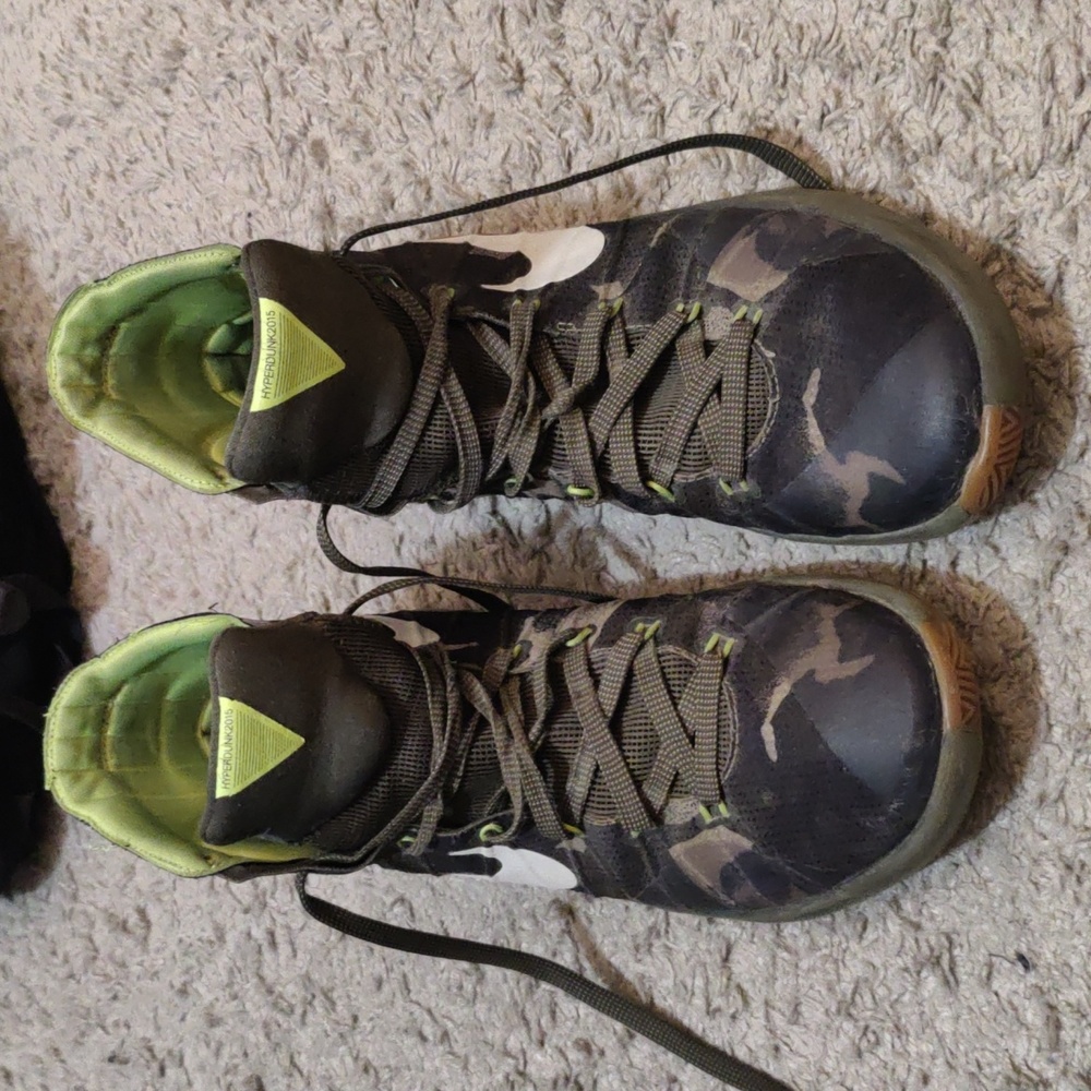 Nike Hyperdunk 2015 Size 11